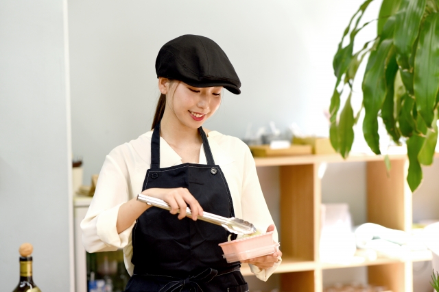 大手チェーンの店長候補／完全週休2日制・残業代別途全額支給あり