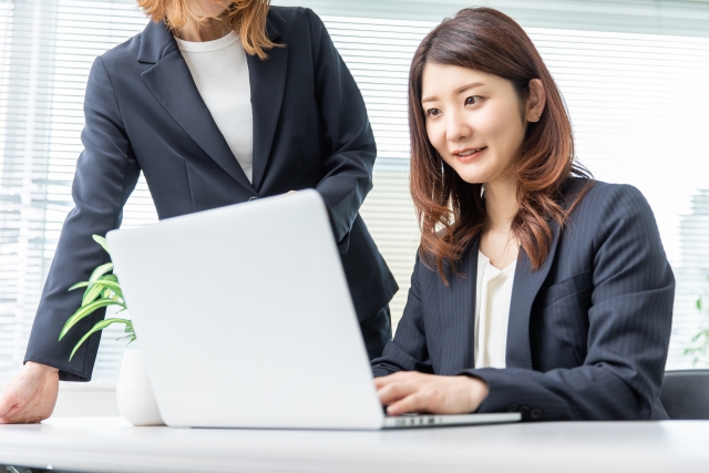 【月内面接・内定まで可能！】未経験からでも正社員になれるオフィスワーク